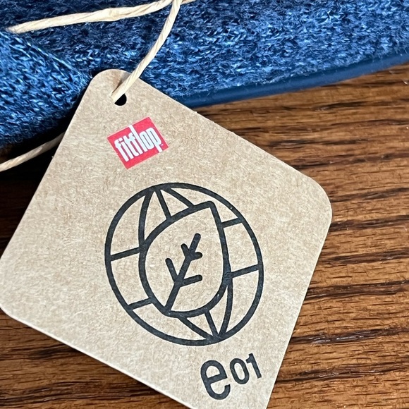 NWT-Fitflops Flatform Merino Wool Cross Slides - Picture 2 of 7